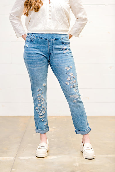 Embroidered Pull On Daisy Jean